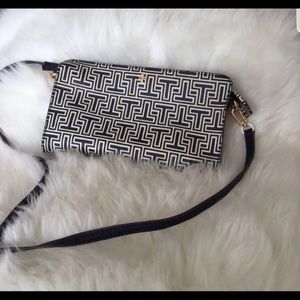 Tory burch crossbody bag